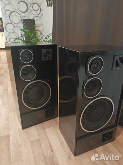 Акустическая система s90