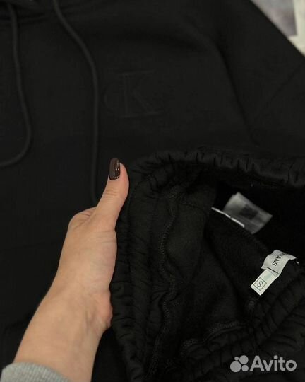 Спортивный костюм женский черный