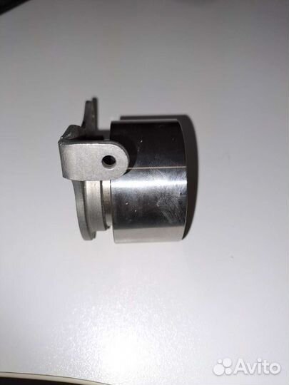 Ролик натяжной ремня грм Toyota Corolla