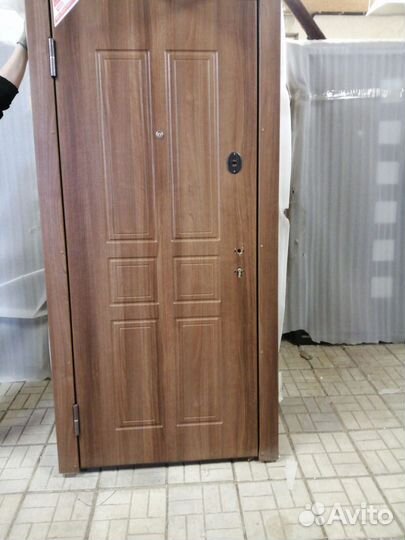 Дверь входная