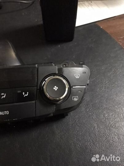 Блок управления климатом opel insignia