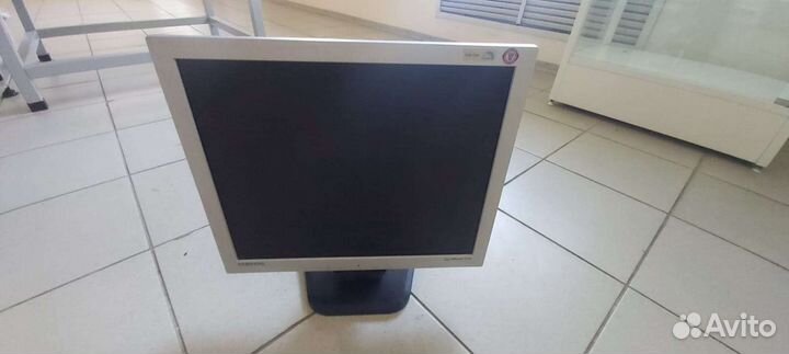 Монитор samsung 17