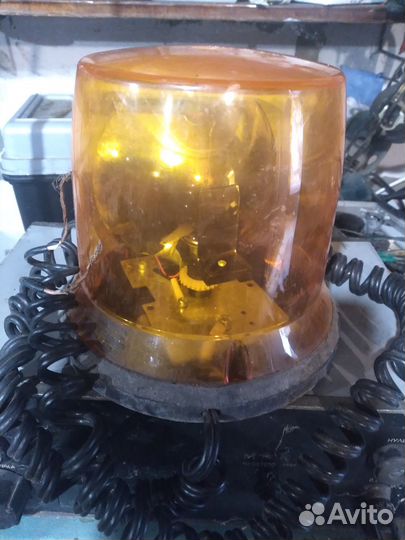 Маяк оранжевый