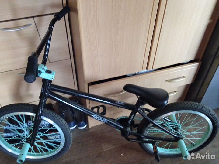 Трюковой велосипед BMX