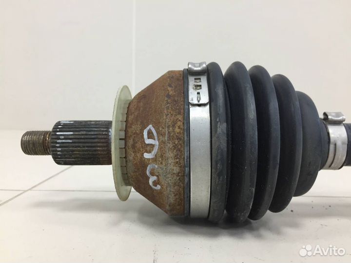 Привод левый передний Volkswagen Polo