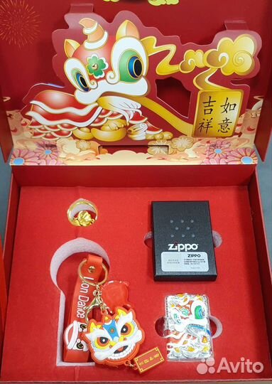 Зажигалка Zippo - Lion Dance