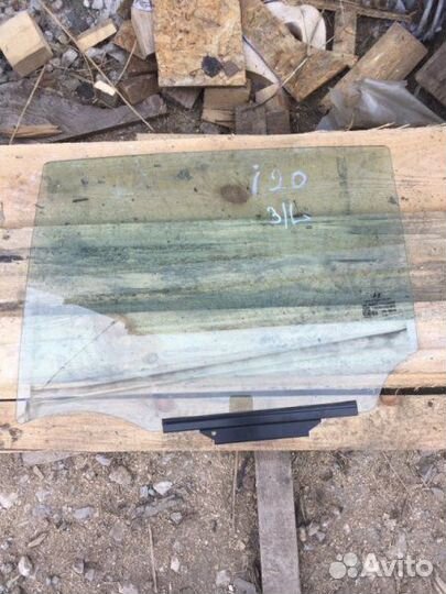 Стекло дверное заднее левое Hyundai I20 2008-2012