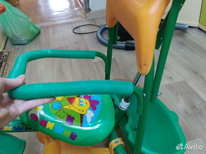 Велосипед детский с ручкой