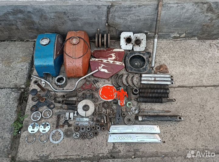 Запчасти на мотоцикл Jawa/Ява