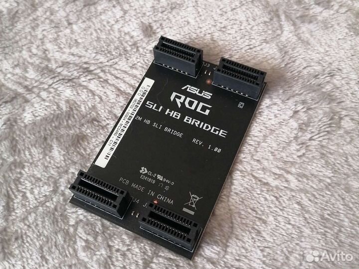 Asus ROG 2m HB 2-Way SLI Bridge Rev. 1.00