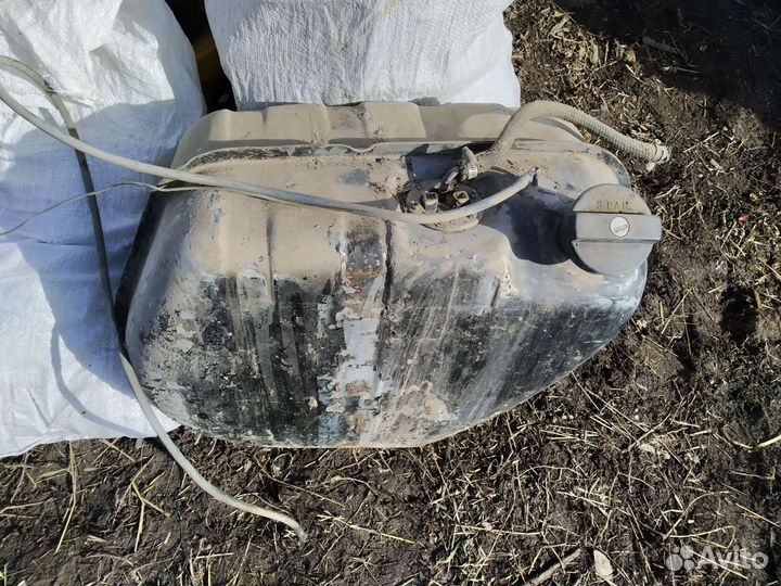 Бензобак 2107