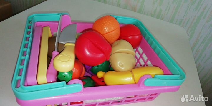 Корзина с овощами и фруктами на липучках