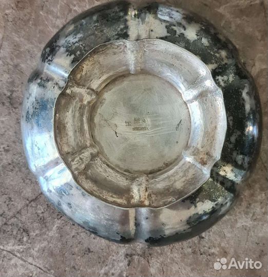 Антикварная ваза