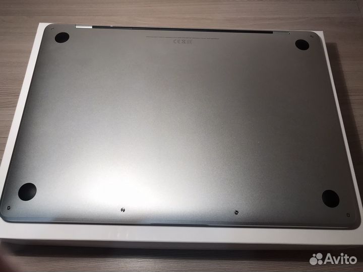 Macbook pro 13 2019 touch bar