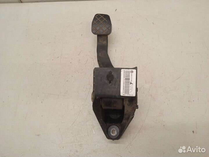 Педаль сцепления Volkswagen Polo 1.6 2013