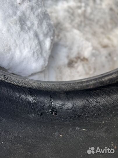 Pirelli Ice Zero 2 235/45 R18