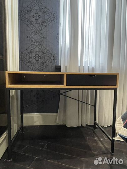 Письменный стол jysk