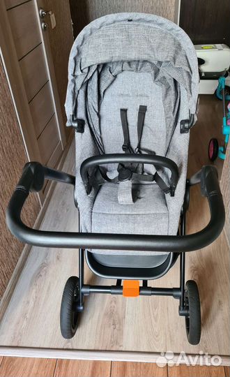 Коляска stokke