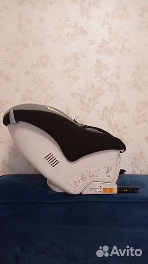 Автокресло Carmate Cute Fix 0-18кг (Япония)