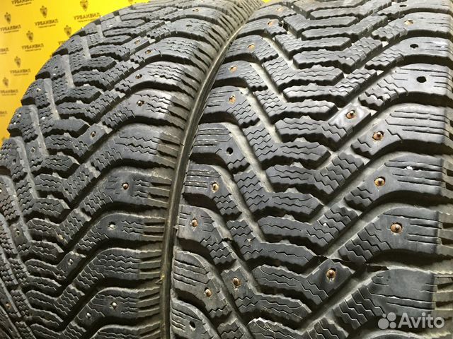Goodyear UltraGrip 500 215/65 R16