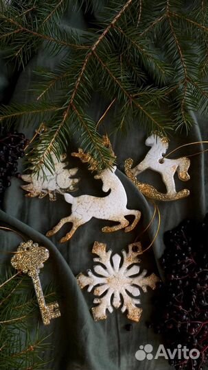 Новогодние елочные игрушки ручной работы