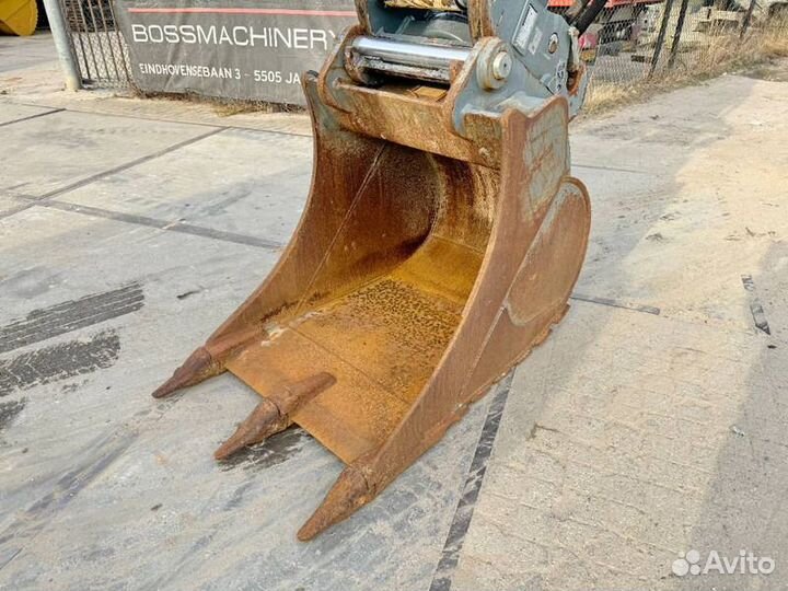 Колёсный экскаватор Liebherr A 920 Litronic, 2019