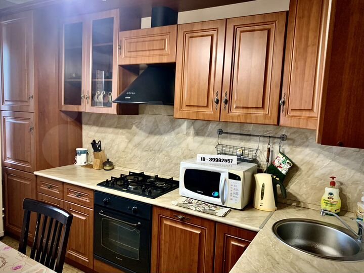 2-к. квартира, 60 м², 2/9 эт.