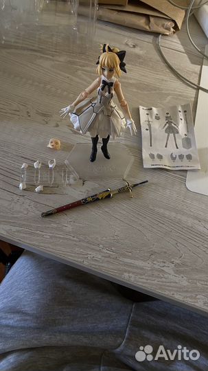 Figma EX-038. Saber/Altria Pendragon Lily