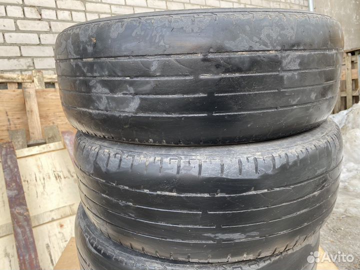 Bridgestone Dueler H/P 215/60 R17