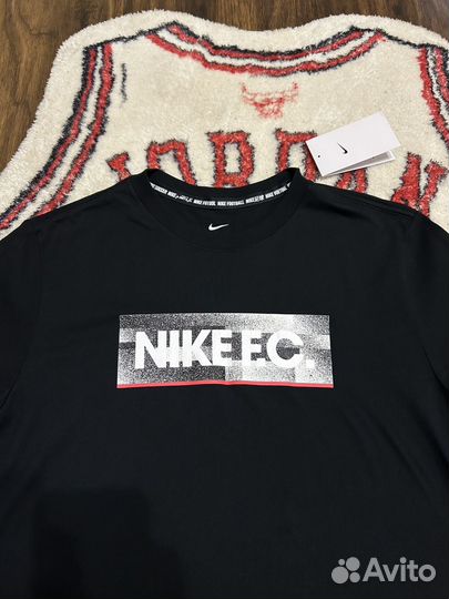 Футболка Nike F.C. Оригинал новая