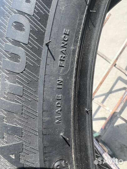 Michelin Latitude Sport 3 315/35 R20 и 275/40 R20 110Y