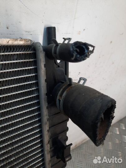 Радиатор основной Land Rover Discovery внедорожник