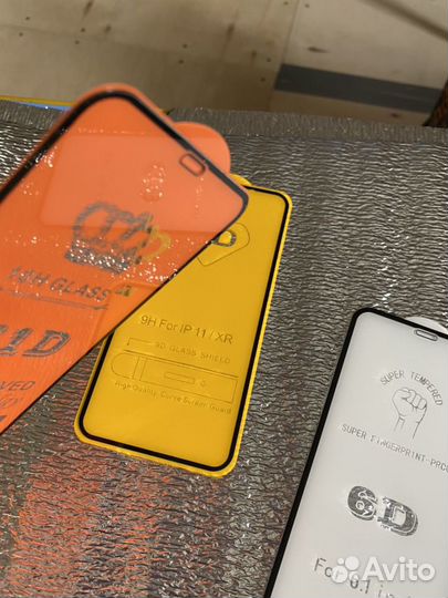 Защитные стекла 9-11 D iPhone 11 /XR