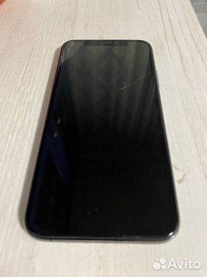 iPhone Xs, 64 ГБ
