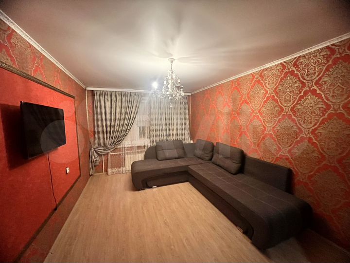 2-к. квартира, 50 м², 3/9 эт.