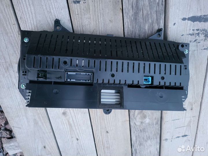 Приборная панель Jaguar XJ X351 3.0 дизель