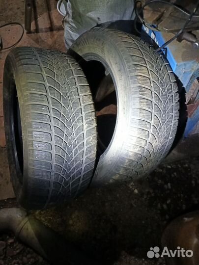 Dunlop SP Winter Sport 4D 215/55 R16 93