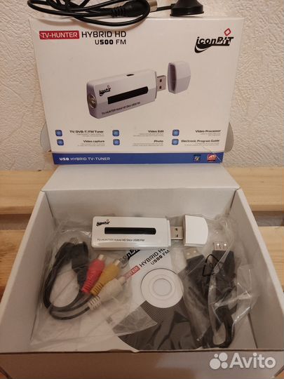 TV-тюнер iconBIT TV-hunter Hybrid HD Stick U500 FM
