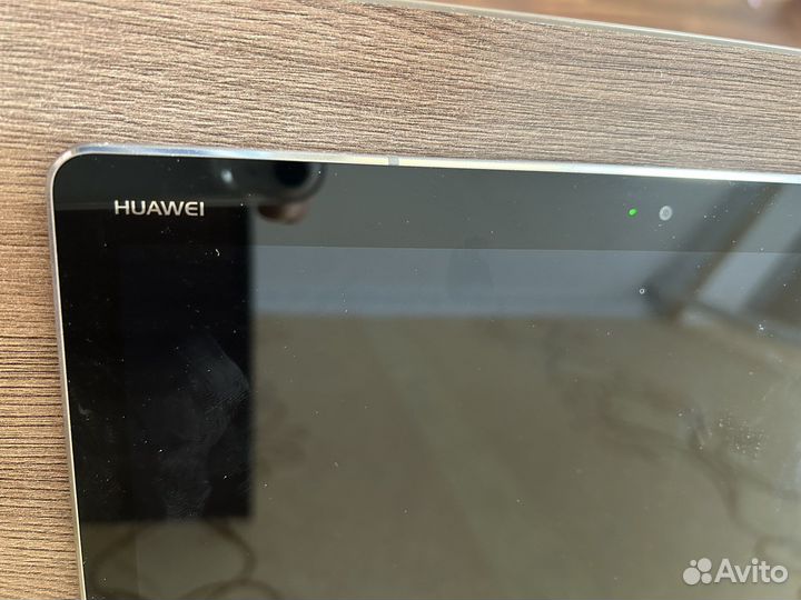 Планшет huawei mediaPad M3 Lite 10 на запчасти