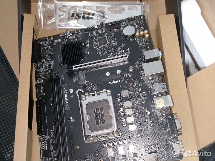 Материнская плата lga 1700