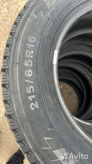 Triangle IcelynX TI501 215/65 R16 102T