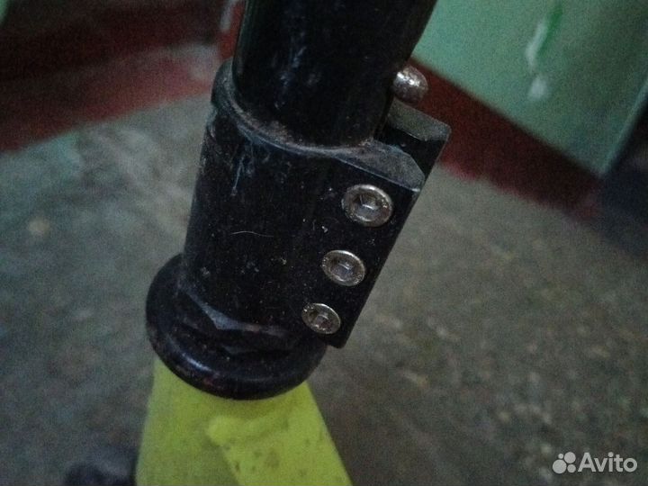 Трюковой самокат