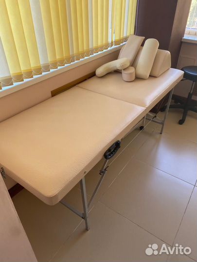 Кушетка косметологическая
