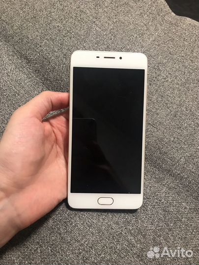 Телефон Meizu M6