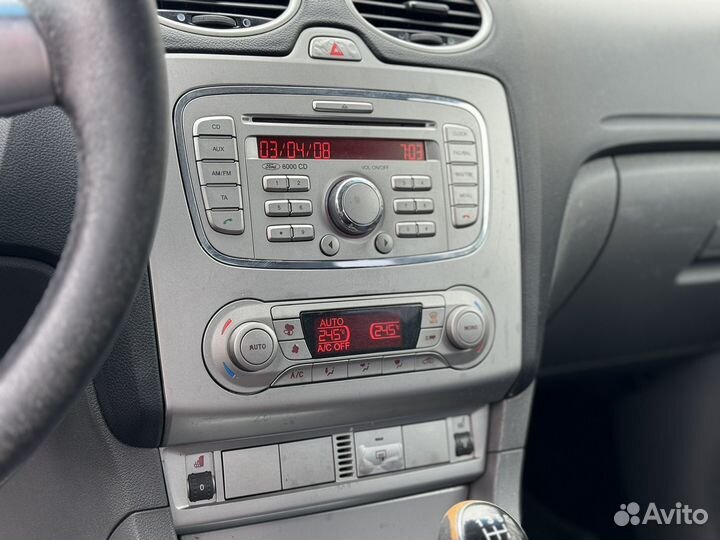 Ford Focus 1.6 МТ, 2008, 236 710 км