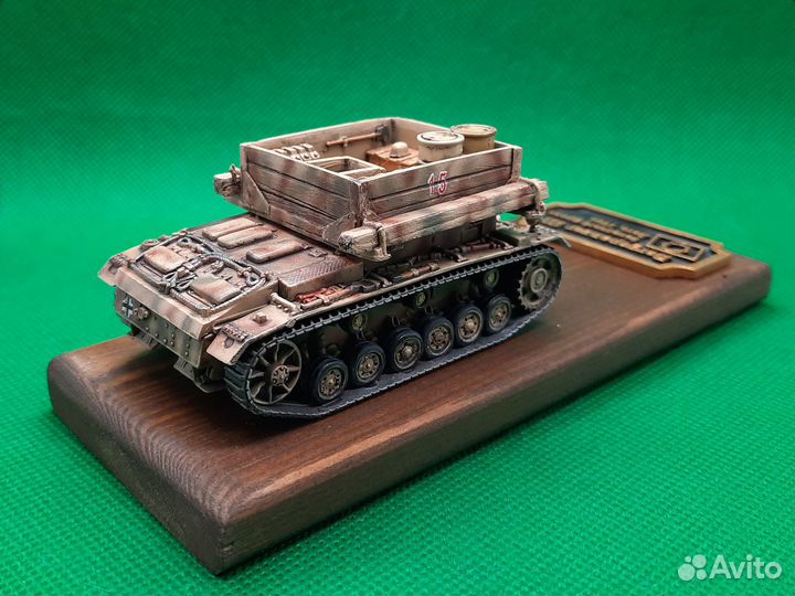 Модель танка Bergepanzer III 1/72 (