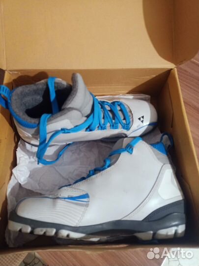 Лыжные ботинки fischer