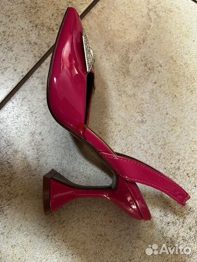 Туфли розовые новые 36