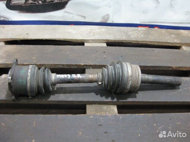 Полуось передняя правая Mitsubishi Pajero (1990-20