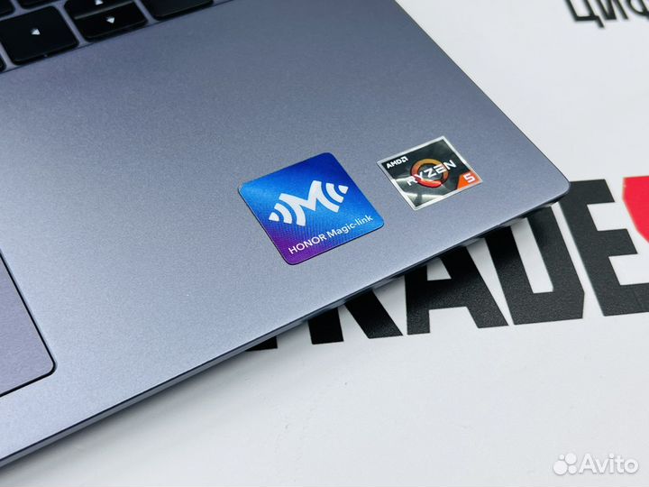 Honor MagicBook Pro 16 - Ryzen 5 3550H / 512GB